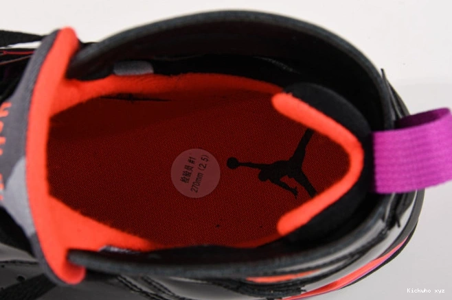 313358-006 Air 7 Retro Black Jordan Patent 0701